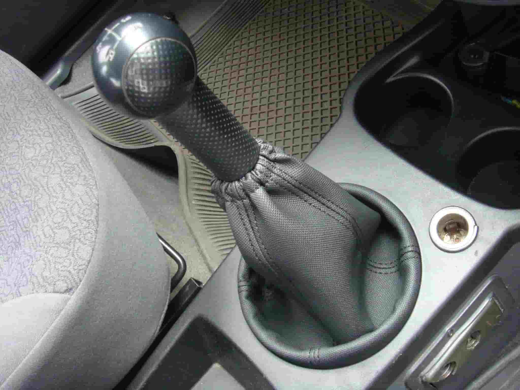 Forro para palanca de cambios de Autos